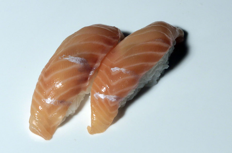 pstrag nigiri